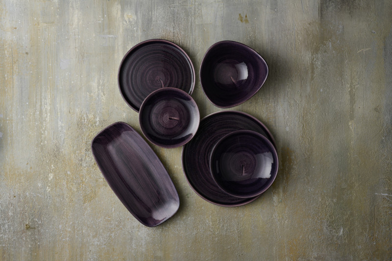 Assiette creuse rond deep purple porcelaine vitrifiée Ø 24,8 cm Stonecast Patina Churchill